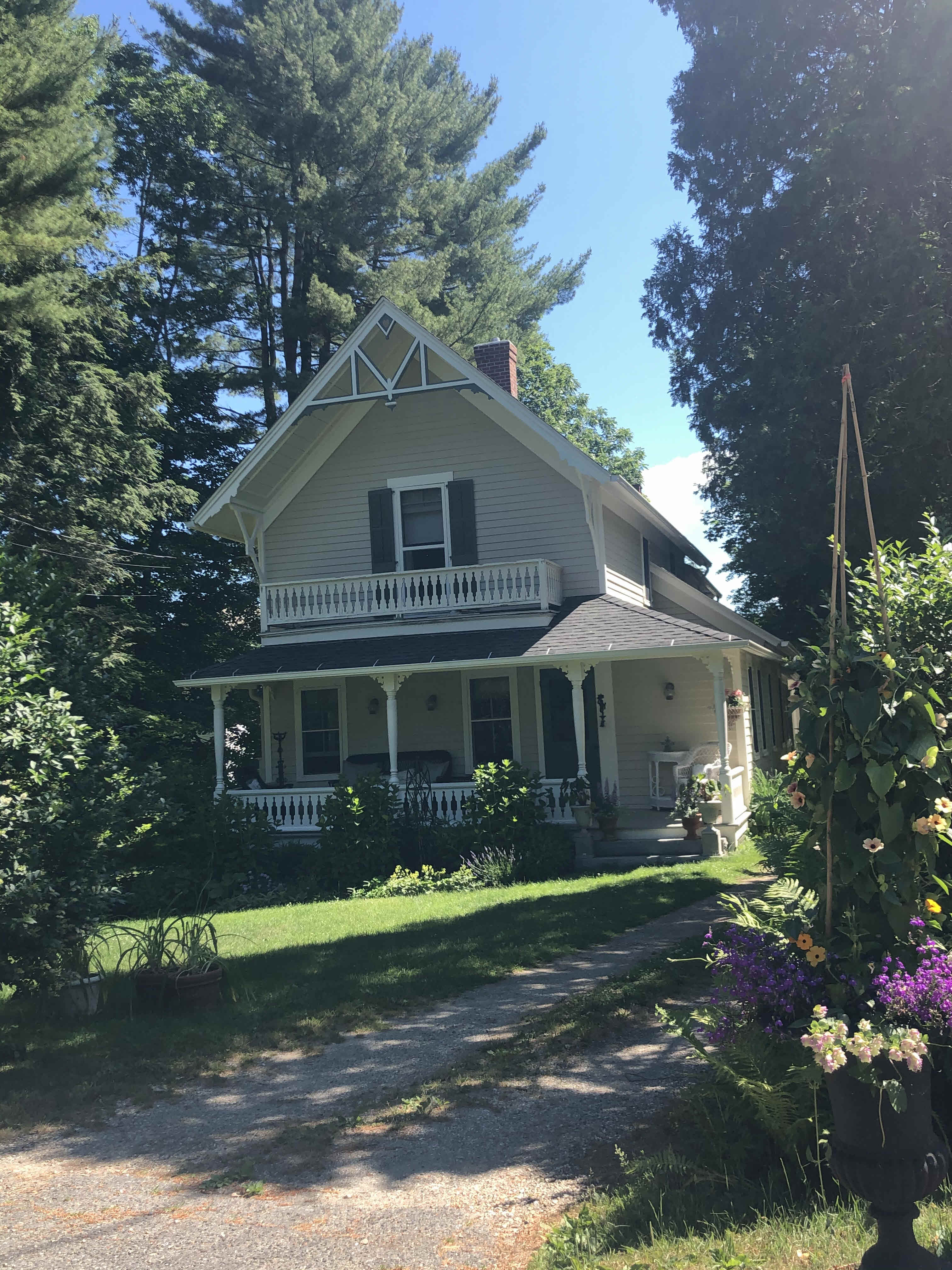 Building photograph for 24 ELM STREET